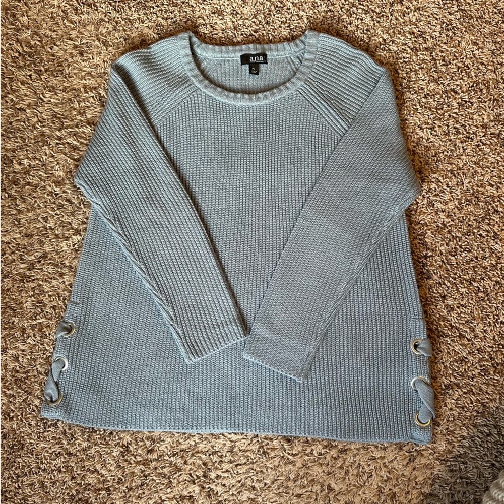 Women’s Sweater